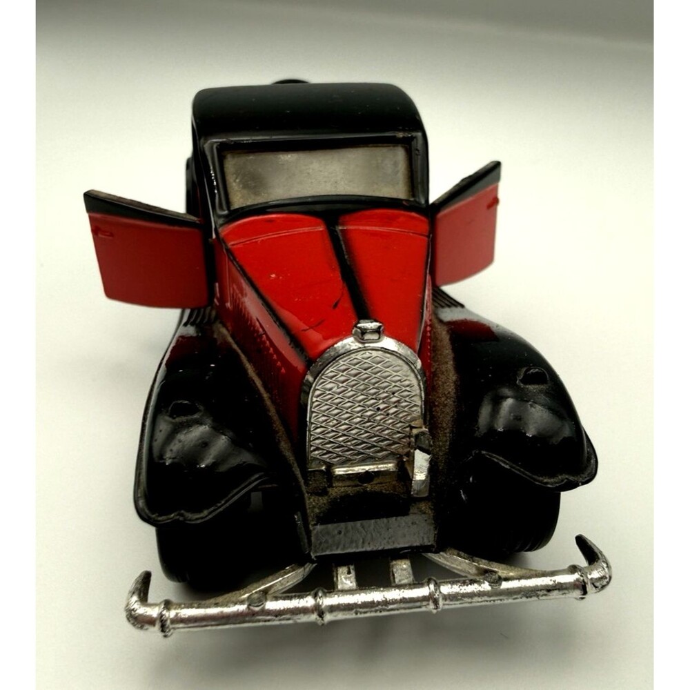 1980 Mattel Hot Wheels '37 Bugatti Diecast Car, Black &Red